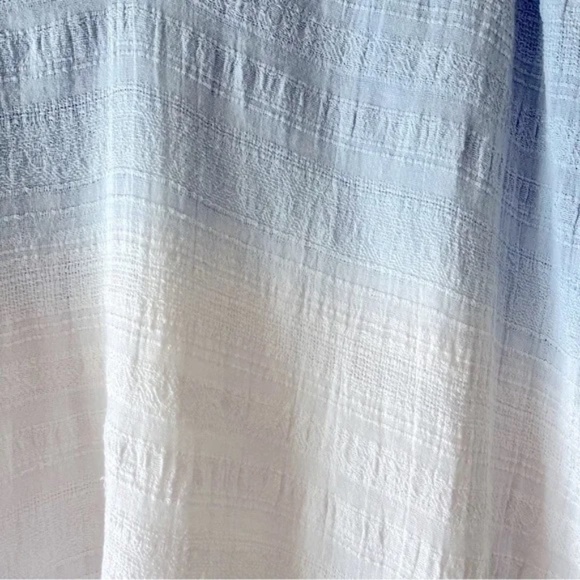 Ecote | Blue Ombré Cotton Gauze Oversized V-Neck Top, M/L - Picture 6 of 9